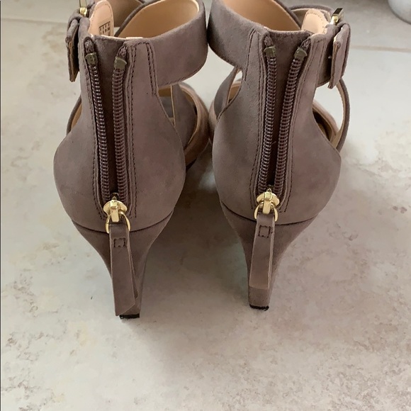 Clark’s Ysabelle Jules suede wedge sandal - Picture 6 of 8